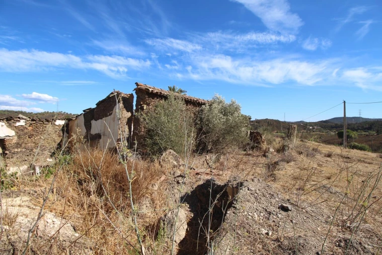 Moradia T4 para Venda em São Bartolomeu de Messines Foto 28