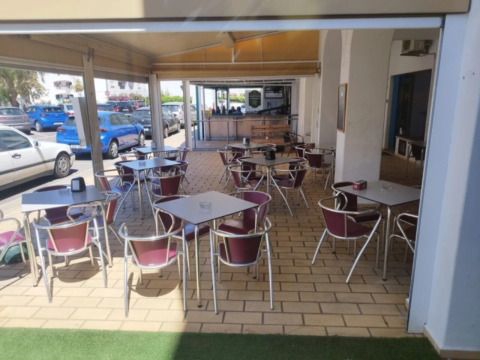 Loja para Venda em Albufeira e Olhos de Água Foto 8