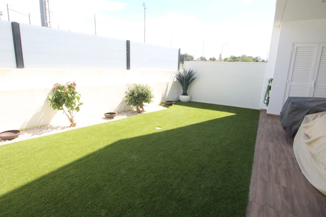 Moradia T3 para Venda em Ferreiras Foto 28