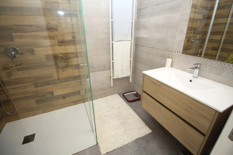 Moradia T3 para Venda em Ferreiras Foto 25