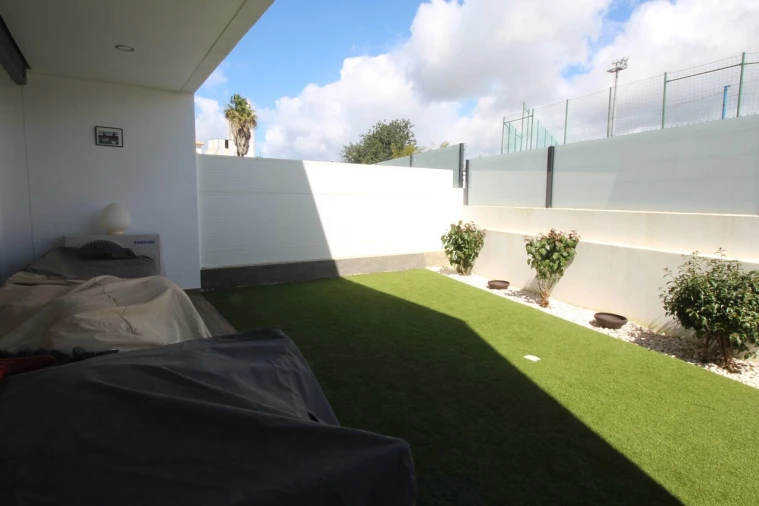 Moradia T3 para Venda em Ferreiras Foto 19