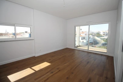 Apartamento T3 para Venda em Albufeira e Olhos de Água