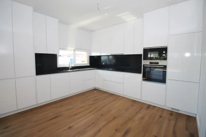 Apartamento T3 para Venda em Albufeira e Olhos de Água