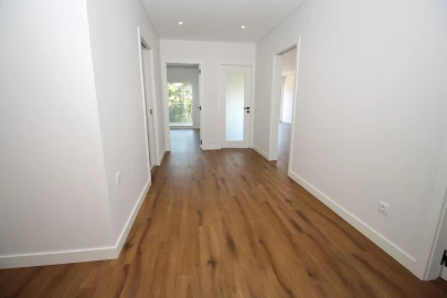 Apartamento T3 para Venda em Albufeira e Olhos de Água