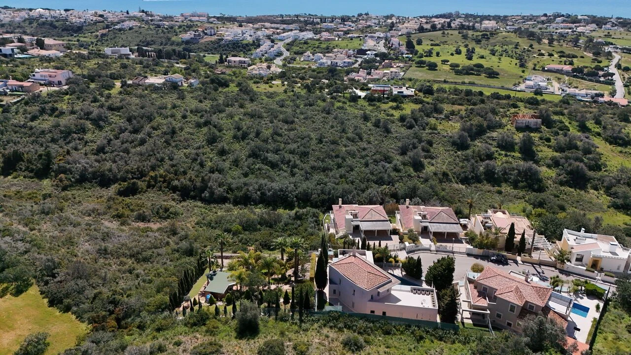 Moradia T4 para Venda em Albufeira e Olhos de Água Foto 45