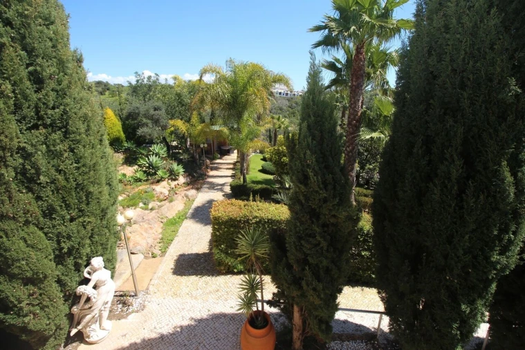 Moradia T4 para Venda em Albufeira e Olhos de Água Foto 50