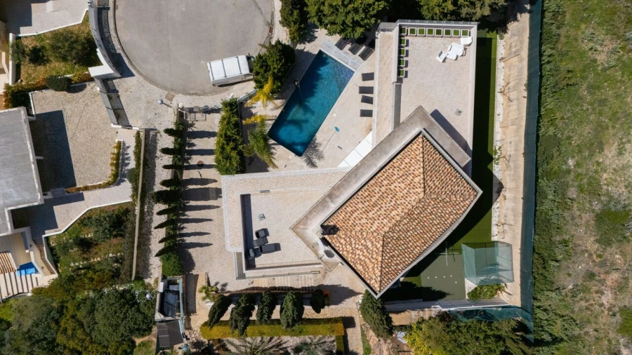 Moradia T4 para Venda em Albufeira e Olhos de Água Foto 7