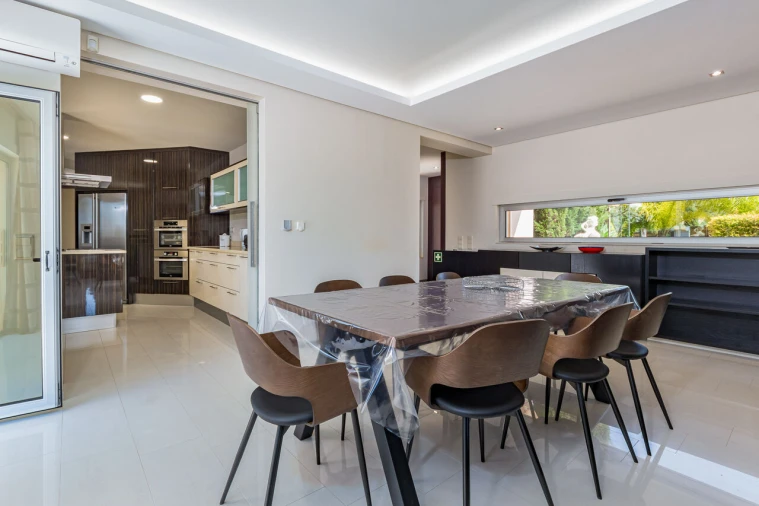 Moradia T4 para Venda em Albufeira e Olhos de Água Foto 8