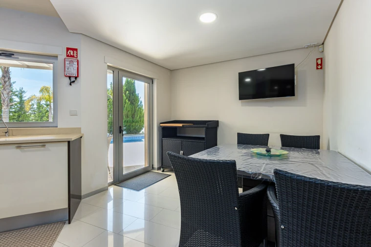 Moradia T4 para Venda em Albufeira e Olhos de Água Foto 56