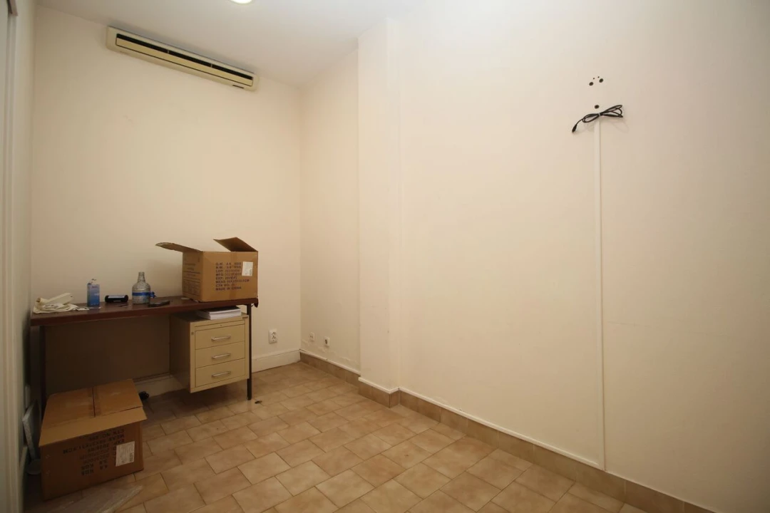 Loja para Venda em São Bartolomeu de Messines Foto 14