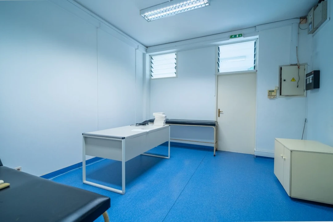 Loja para Venda em São Bartolomeu de Messines Foto 6