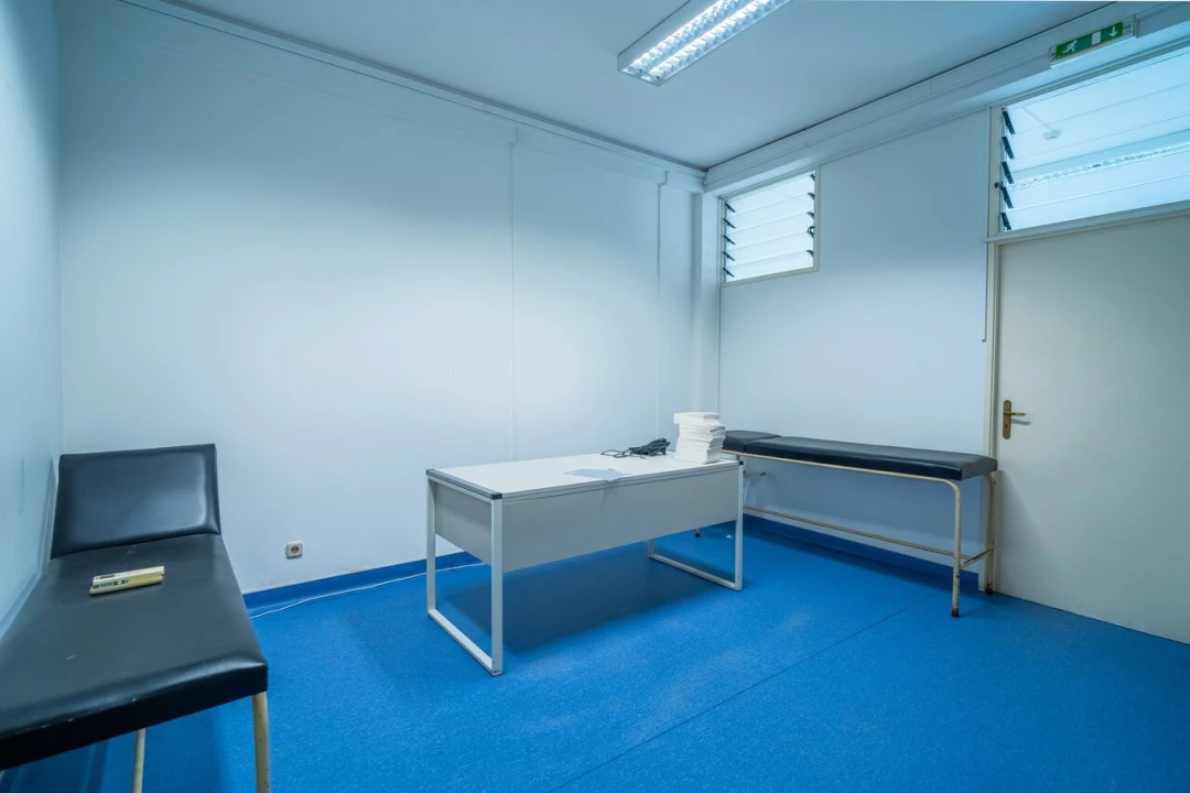 Loja para Venda em São Bartolomeu de Messines Foto 7