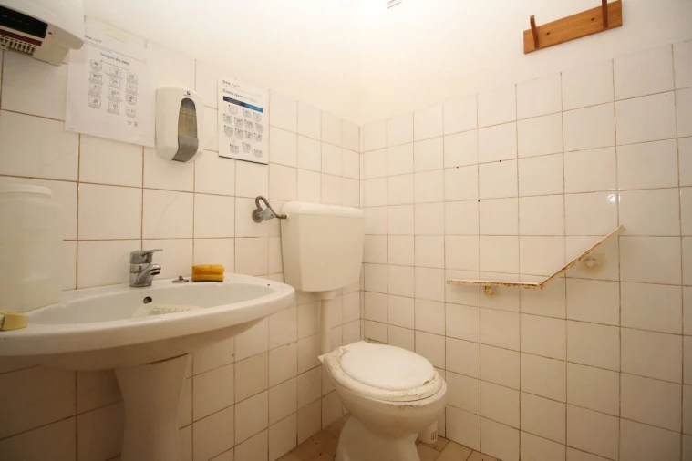 Loja para Venda em São Bartolomeu de Messines Foto 15