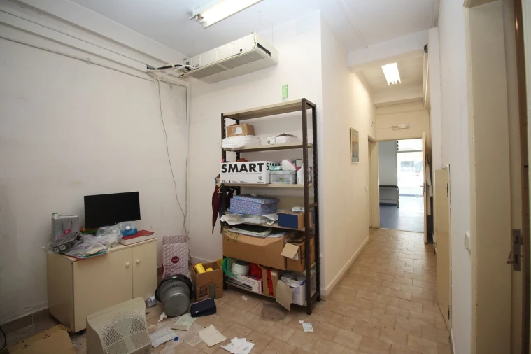 Loja para Venda em São Bartolomeu de Messines Foto 18