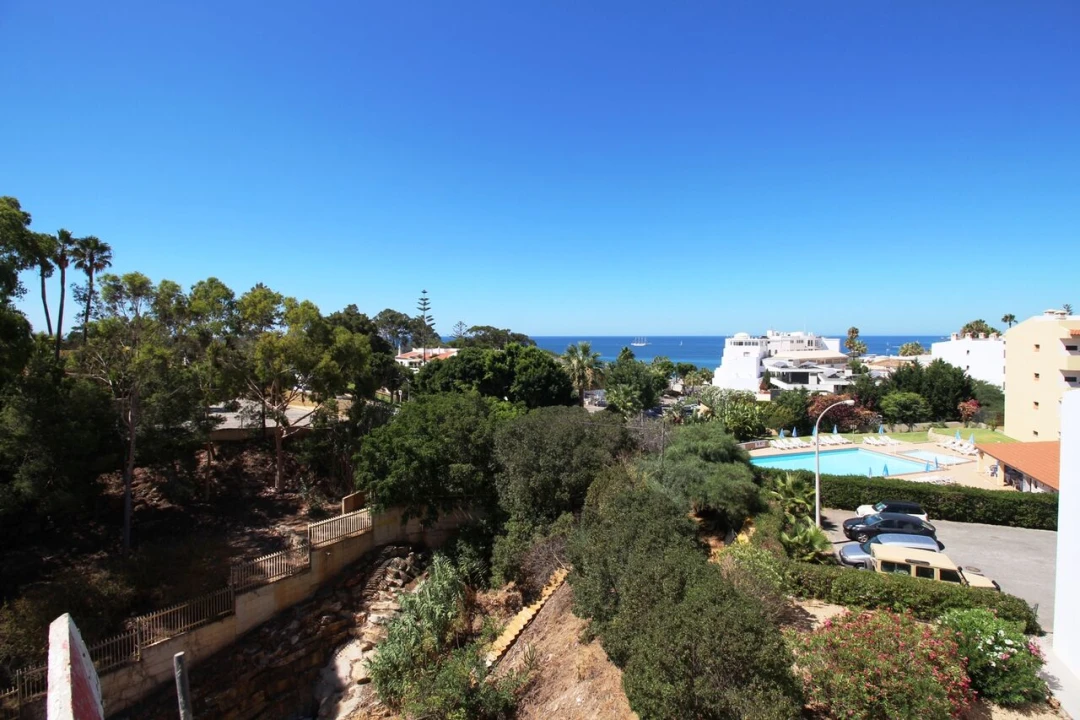 Garagem para Venda em Albufeira e Olhos de Água Foto 11