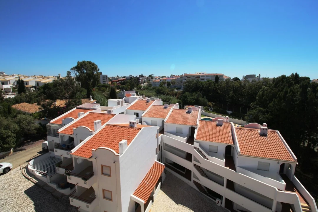 Garagem para Venda em Albufeira e Olhos de Água Foto 13