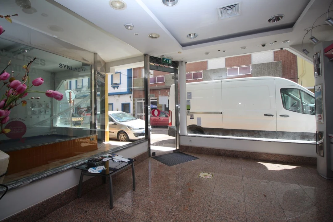 Loja para Venda em São Bartolomeu de Messines Foto 3