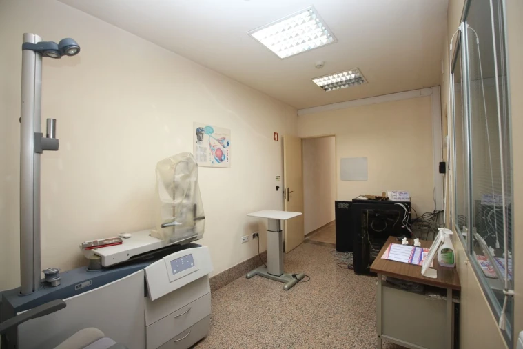 Loja para Venda em São Bartolomeu de Messines Foto 9