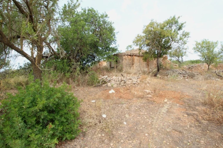 Quinta T2 para Venda em Ferreiras Foto 3