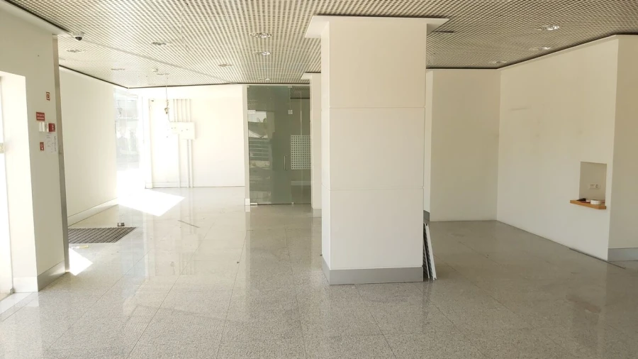 Loja para Venda em Silves Foto 7