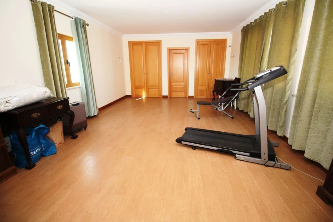 Moradia T5 para Venda em Paderne Foto 19