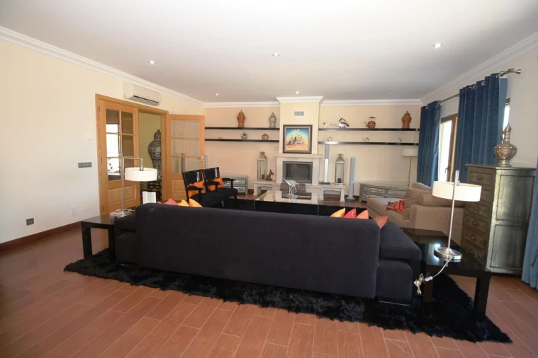 Moradia T5 para Venda em Paderne Foto 8