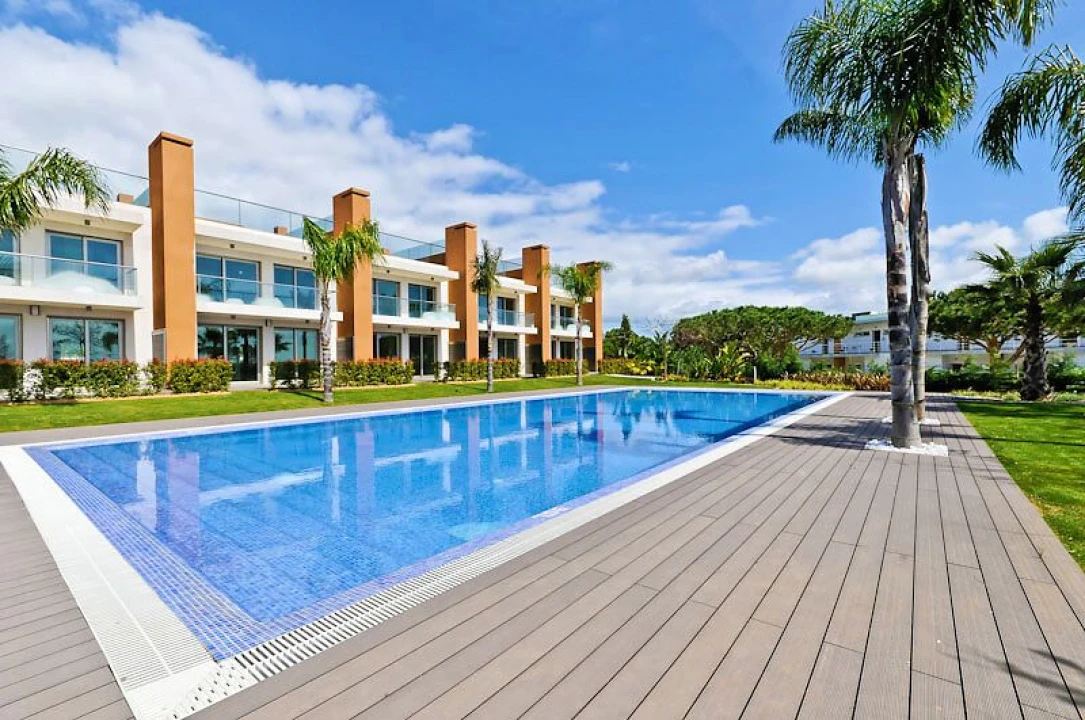 Moradia T2 para Venda em Albufeira e Olhos de Água Foto 21