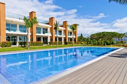 Moradia T2 para Venda em Albufeira e Olhos de Água