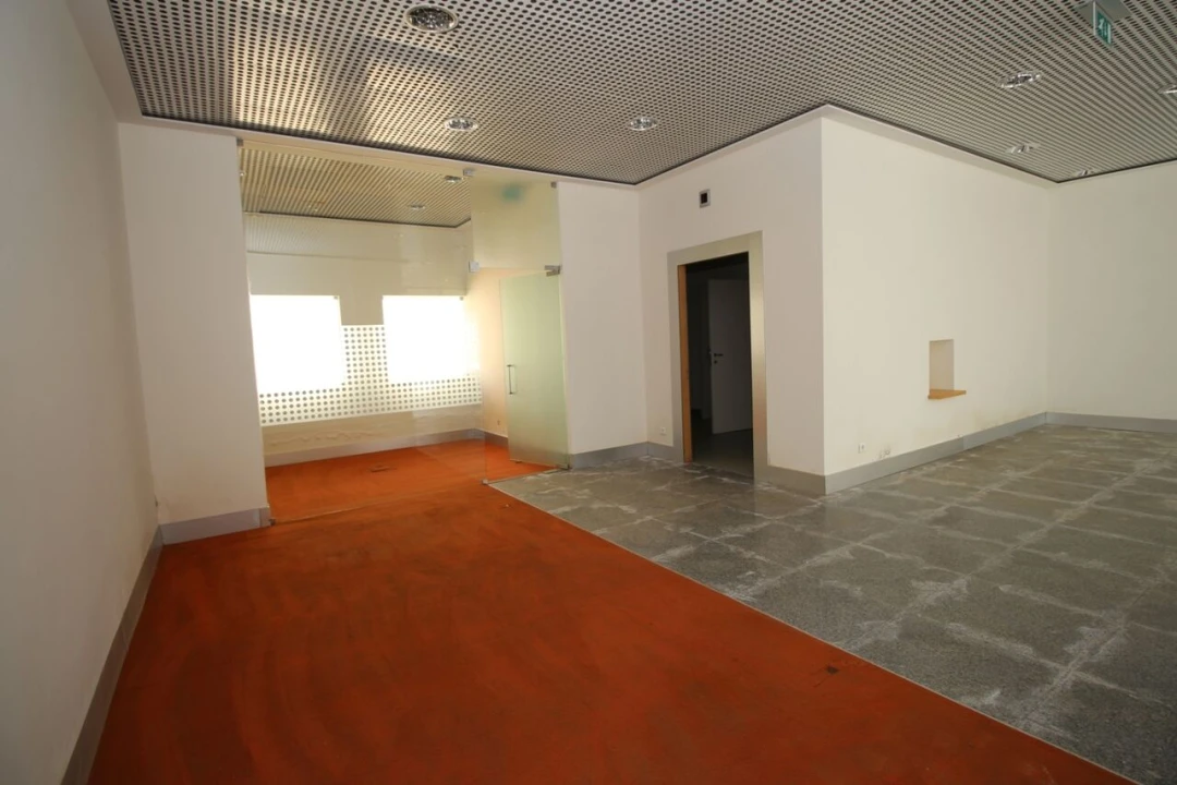 Loja para Venda em Ferreiras Foto 8