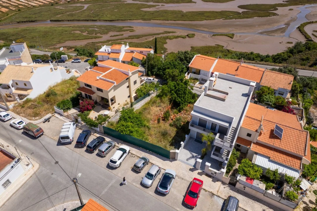 Terreno para Venda em Portimão Foto 1