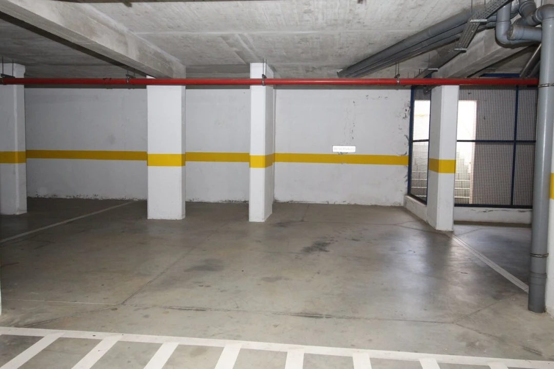 Garagem para Venda em Albufeira e Olhos de Água Foto 4