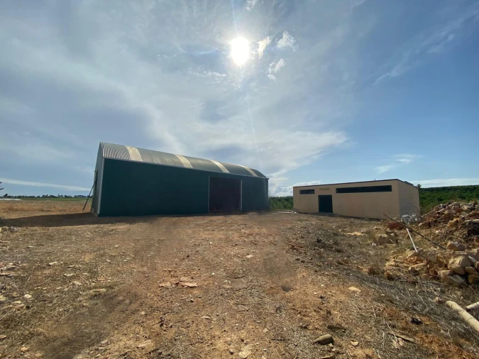 Quinta T8 para Venda em Quelfes Foto 2