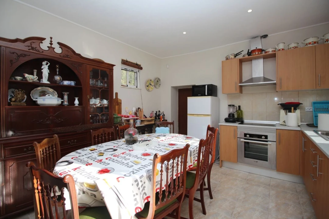 Quinta T2 para Venda em Alferce Foto 8