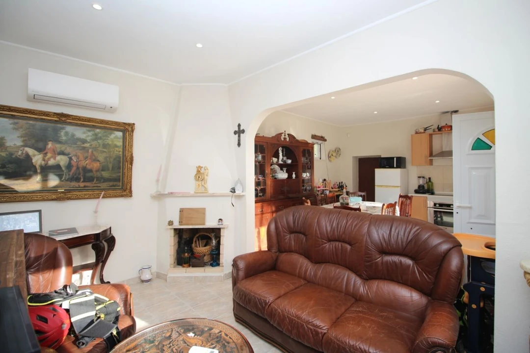 Quinta T2 para Venda em Alferce Foto 30