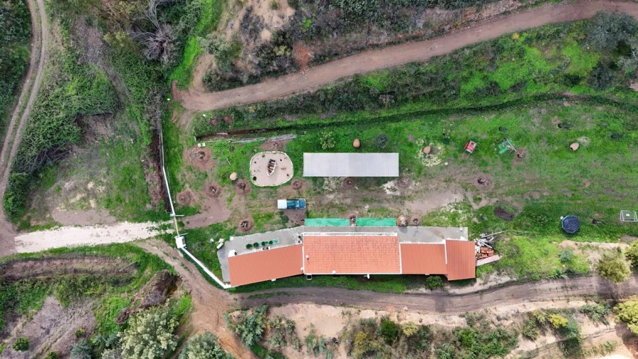 Quinta T2 para Venda em Alferce Foto 5