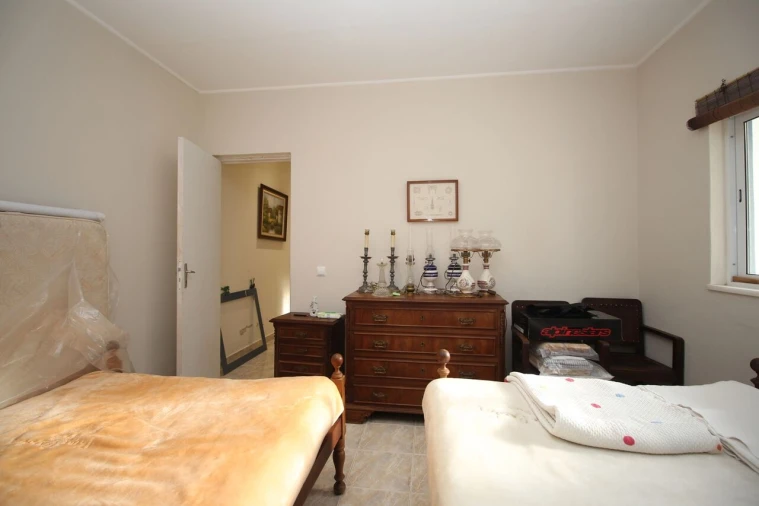 Quinta T2 para Venda em Alferce Foto 15