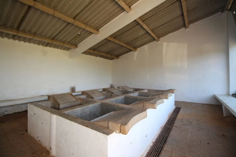 Moradia T1 para Venda em Alte Foto 30