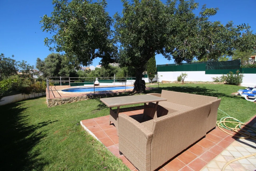 Moradia T4 para Venda em Albufeira e Olhos de Água Foto 30
