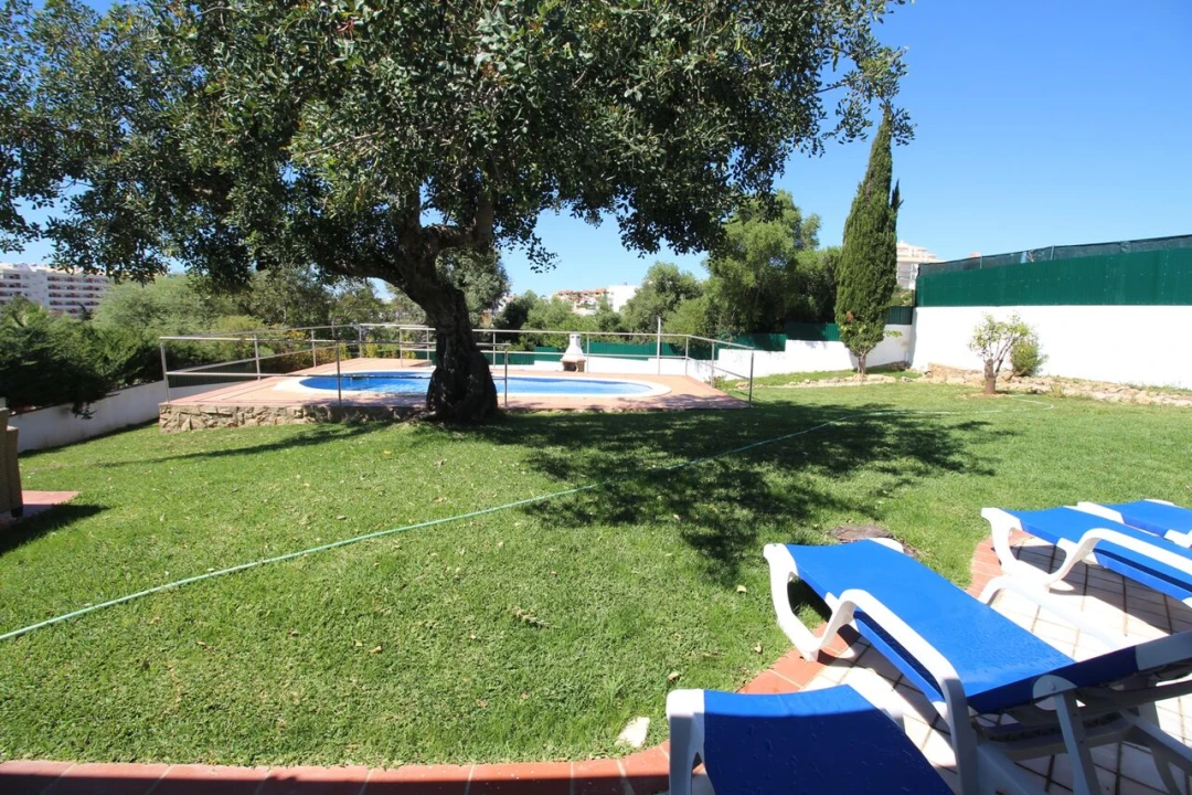 Moradia T4 para Venda em Albufeira e Olhos de Água Foto 31