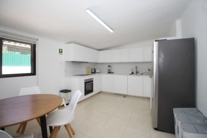 Moradia T4 para Venda em Albufeira e Olhos de Água