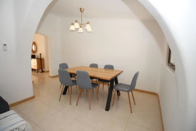 Moradia T4 para Venda em Albufeira e Olhos de Água