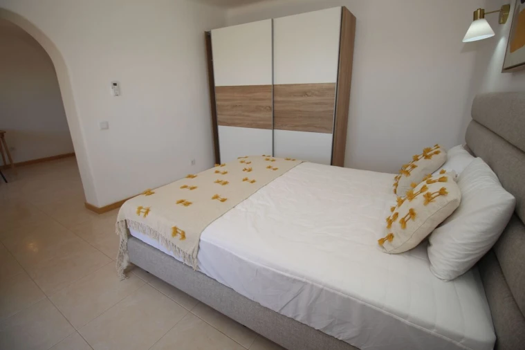Moradia T4 para Venda em Albufeira e Olhos de Água Foto 40