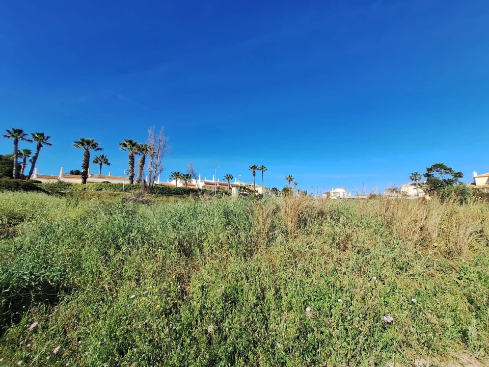 Terreno para Venda em Albufeira e Olhos de Água Foto 6