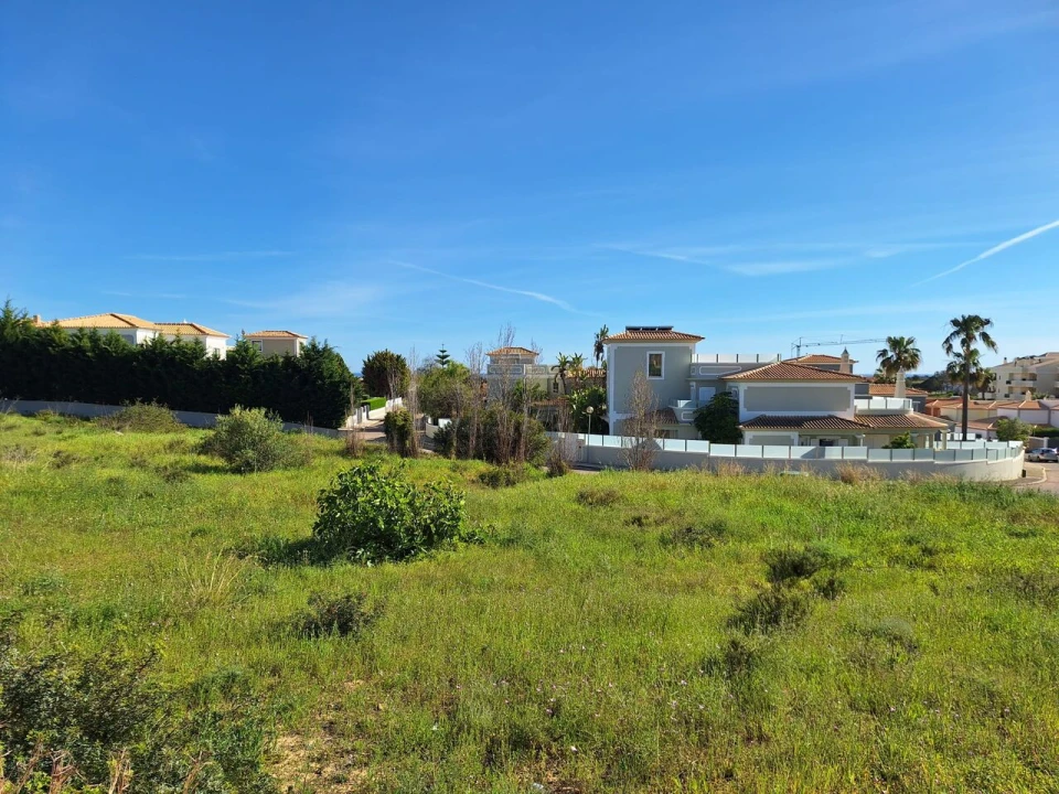 Terreno para Venda em Albufeira e Olhos de Água Foto 8