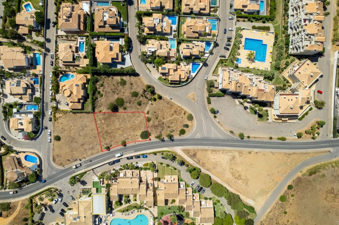 Terreno para Venda em Albufeira e Olhos de Água Foto 38