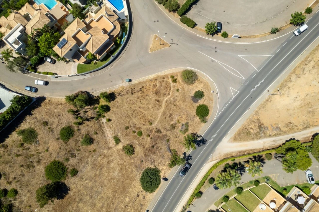Terreno para Venda em Albufeira e Olhos de Água Foto 39