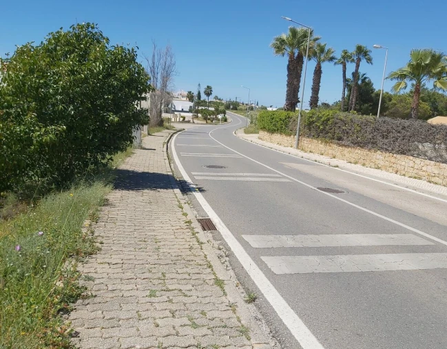 Terreno para Venda em Albufeira e Olhos de Água Foto 24