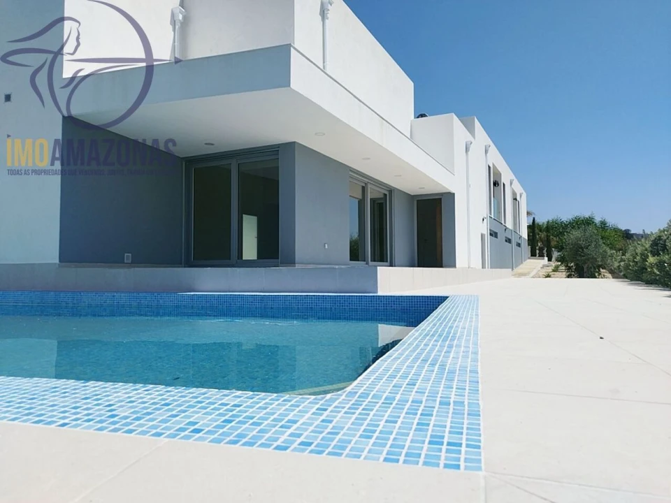 Moradia T3 para Venda em Alcantarilha e Pêra Foto 1