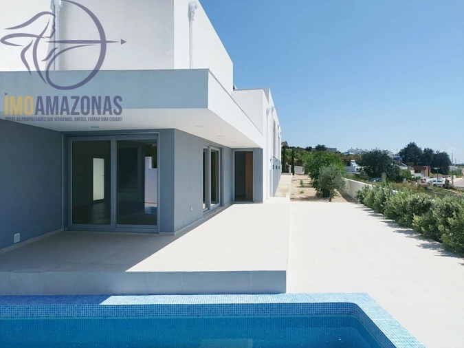 Moradia T3 para Venda em Alcantarilha e Pêra Foto 12