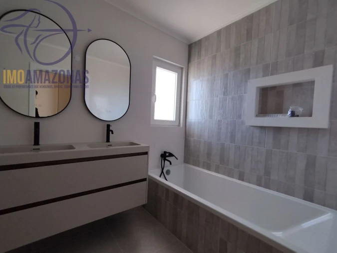 Moradia T3 para Venda em Alcantarilha e Pêra Foto 33